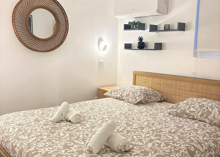 T4 Front De Mer Piscine Interieure Privee Clim *